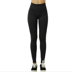Sofra High-Waisted Seamless Black Leggings